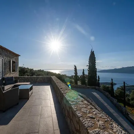 Vila Infinity Blue Seascape