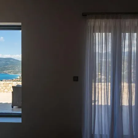 Vila Infinity Blue Seascape *