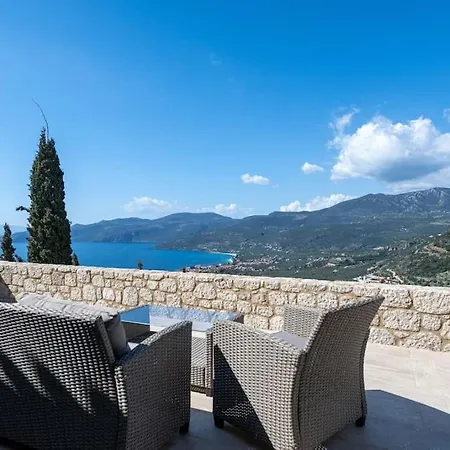 Infinity Blue Seascape Vila